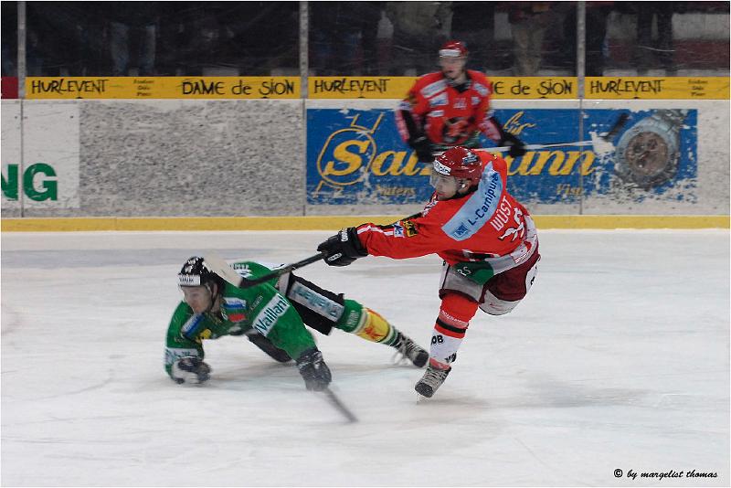 2_DSC1938.jpg - [#Beginning of Shooting Data Section]Nikon D200Brennweite: 90mmOptimierung: BenutzerdefiniertFarbwiedergabe: Modus I (Adobe RGB)Langzeitbelichtung: AusHohe Empfindlichk.: Ein (Normal)2006/12/19 22:48:27.4Belichtungssteuerung: BlendenautomatikWeißabgleich: AutomatikTonwertkorr.: NormalJPEG (8 Bit) FineBelichtungsmessung: Mittenbetonte MessungAF-Betriebsart: AF-CFarbtonkorr.: 0°Bildgröße: Groß (3872 x 2592)1/160 Sekunde(n) - 1/5Blitzsynchronisation: Nicht BeigefügtFarbsättigung: NormalFarbeBelichtungskorrektur: 0 LWScharfzeichnung: StarkObjektiv: VR 70-200mm 1/2.8 GEmpfindlichkeit: ISO 640Bildkommentar                                     [#End of Shooting Data Section]