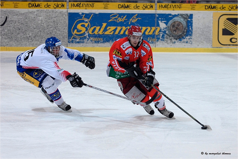 2_DSC9435.jpg - [#Beginning of Shooting Data Section]Nikon D200Brennweite: 102mmOptimierung: BenutzerdefiniertFarbwiedergabe: Modus I (Adobe RGB)Langzeitbelichtung: AusHohe Empfindlichk.: Ein (Normal)2006/11/21 21:12:34.7Belichtungssteuerung: BlendenautomatikWeißabgleich: AutomatikTonwertkorr.: NormalJPEG (8 Bit) FineBelichtungsmessung: Mittenbetonte MessungAF-Betriebsart: AF-CFarbtonkorr.: 0°Bildgröße: Groß (3872 x 2592)1/320 Sekunde(n) - 1/3.2Blitzsynchronisation: Nicht BeigefügtFarbsättigung: NormalFarbeBelichtungskorrektur: 0 LWScharfzeichnung: StarkObjektiv: VR 70-200mm 1/2.8 GEmpfindlichkeit: ISO 500Bildkommentar                                     [#End of Shooting Data Section]